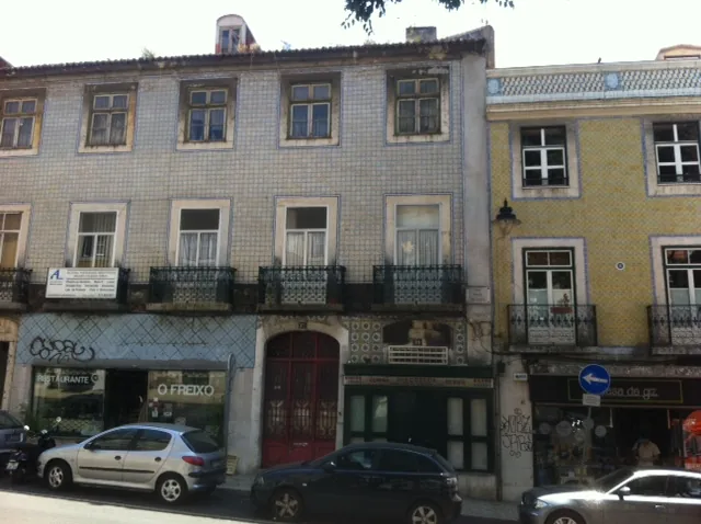 Edifício Para Reabilitar Alcântara