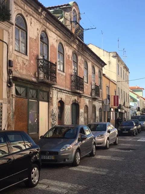 Edifício Para Reabilitar Lumiar