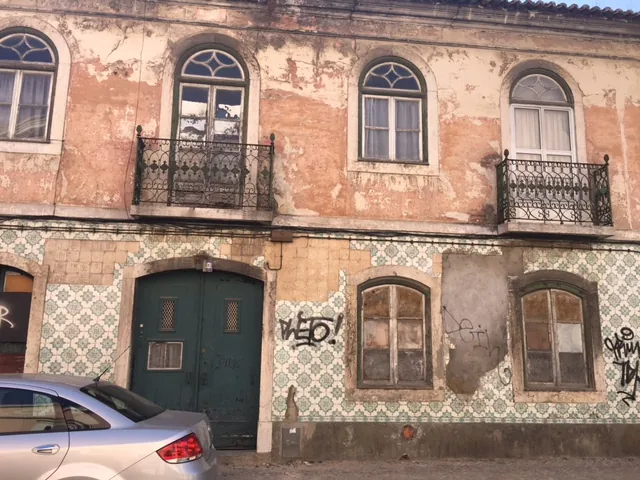 Edifício Para Reabilitar Lumiar