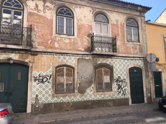 Edifício Para Reabilitar Lumiar