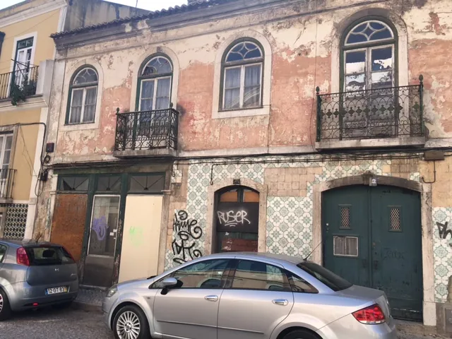 Edifício Para Reabilitar Lumiar