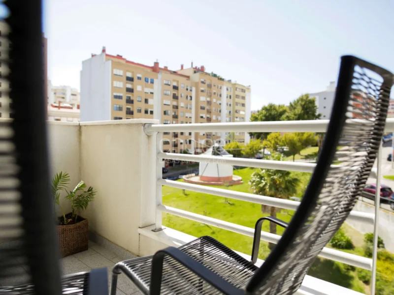 Apartamento T4, Alfragide, Excelente Estado