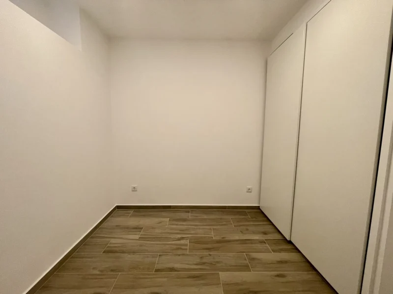 T2 Totalmente Renovado com Logradouro de 59 m², Benfica