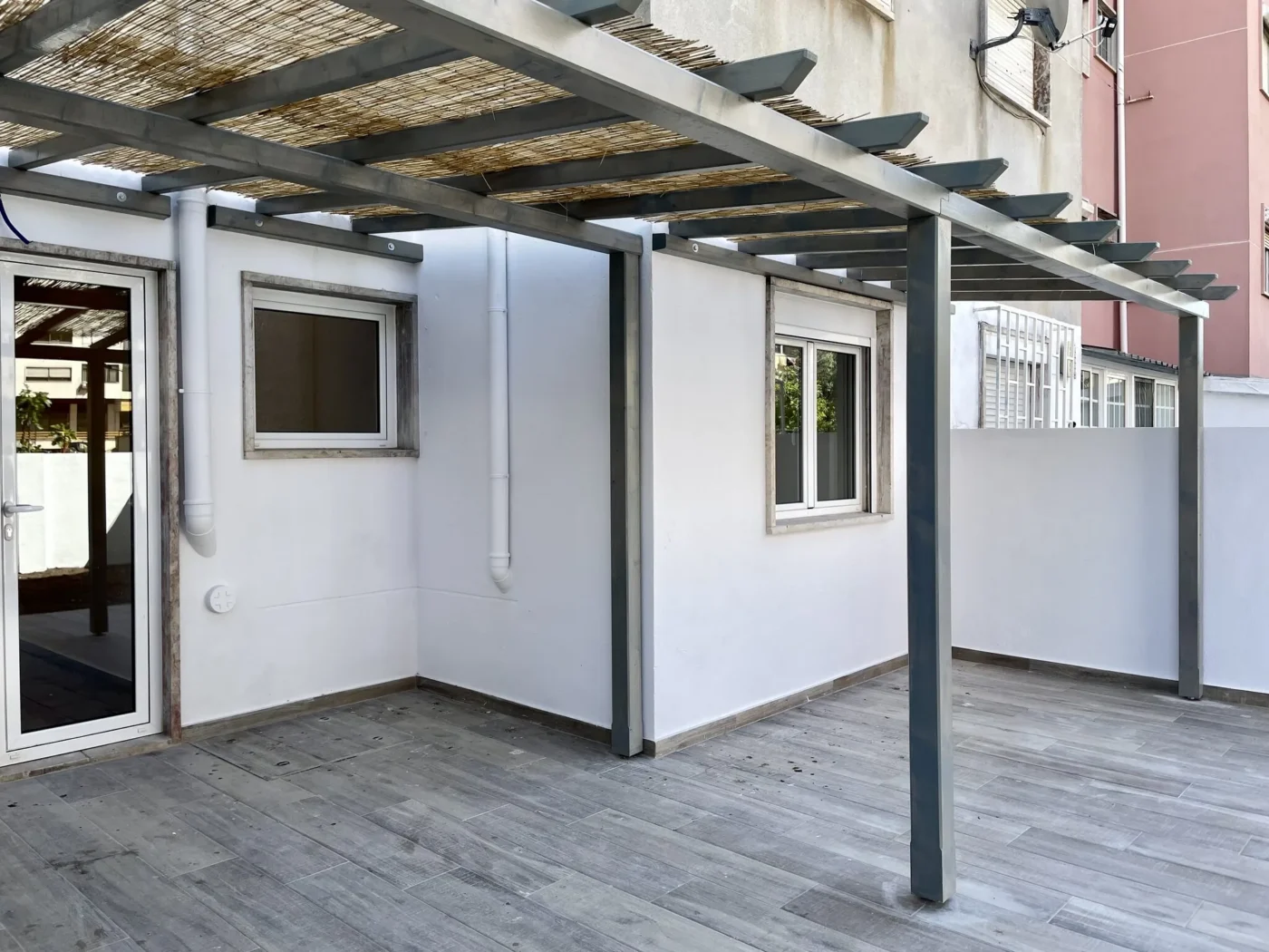 T2 Totalmente Renovado com Logradouro de 59 m², Benfica — foto 10