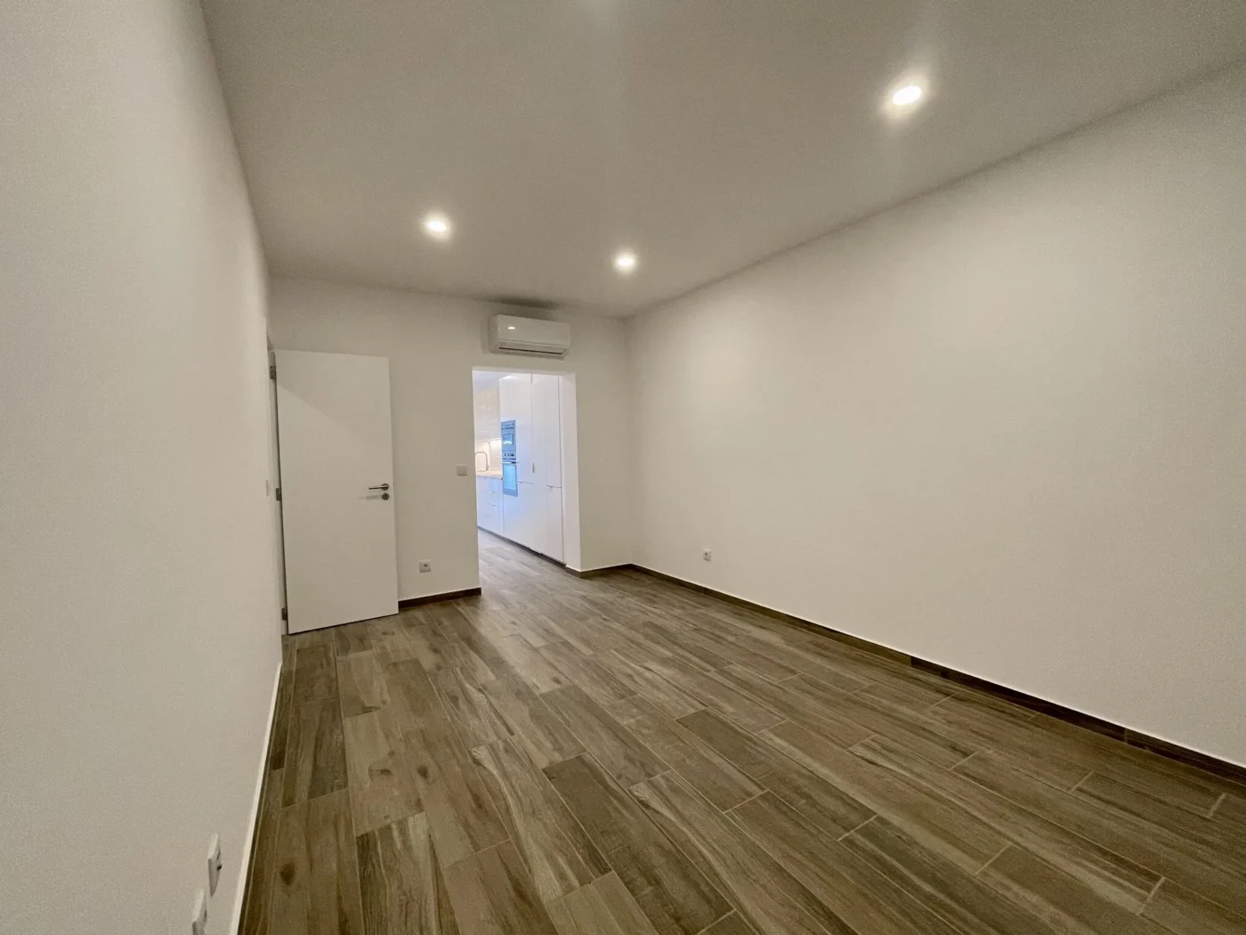 T2 Totalmente Renovado com Logradouro de 59 m², Benfica — foto 24