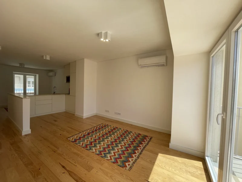 T2 Duplex totalmente renovado em Arroios