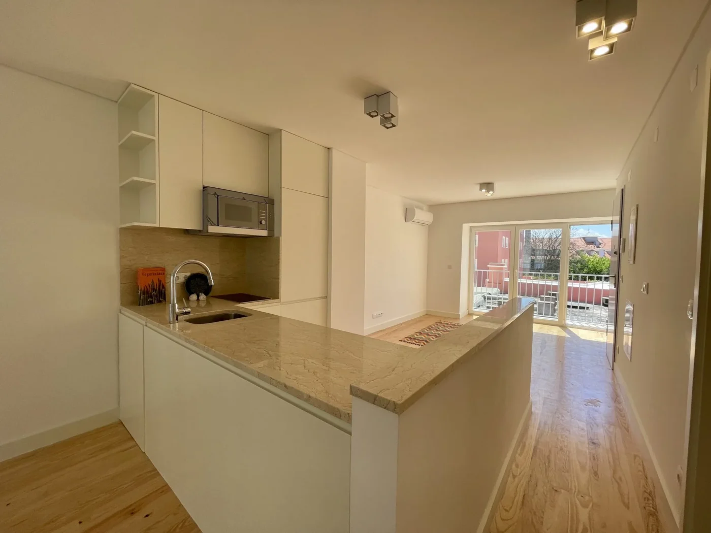 T2 Duplex totalmente renovado em Arroios — foto 11