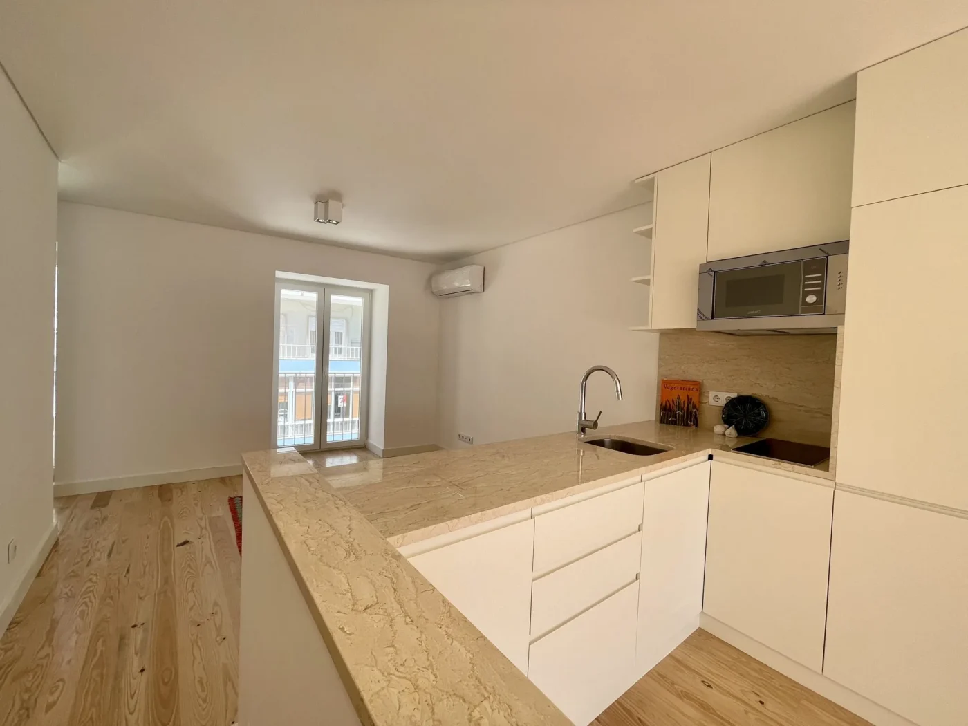 T2 Duplex totalmente renovado em Arroios — foto 19