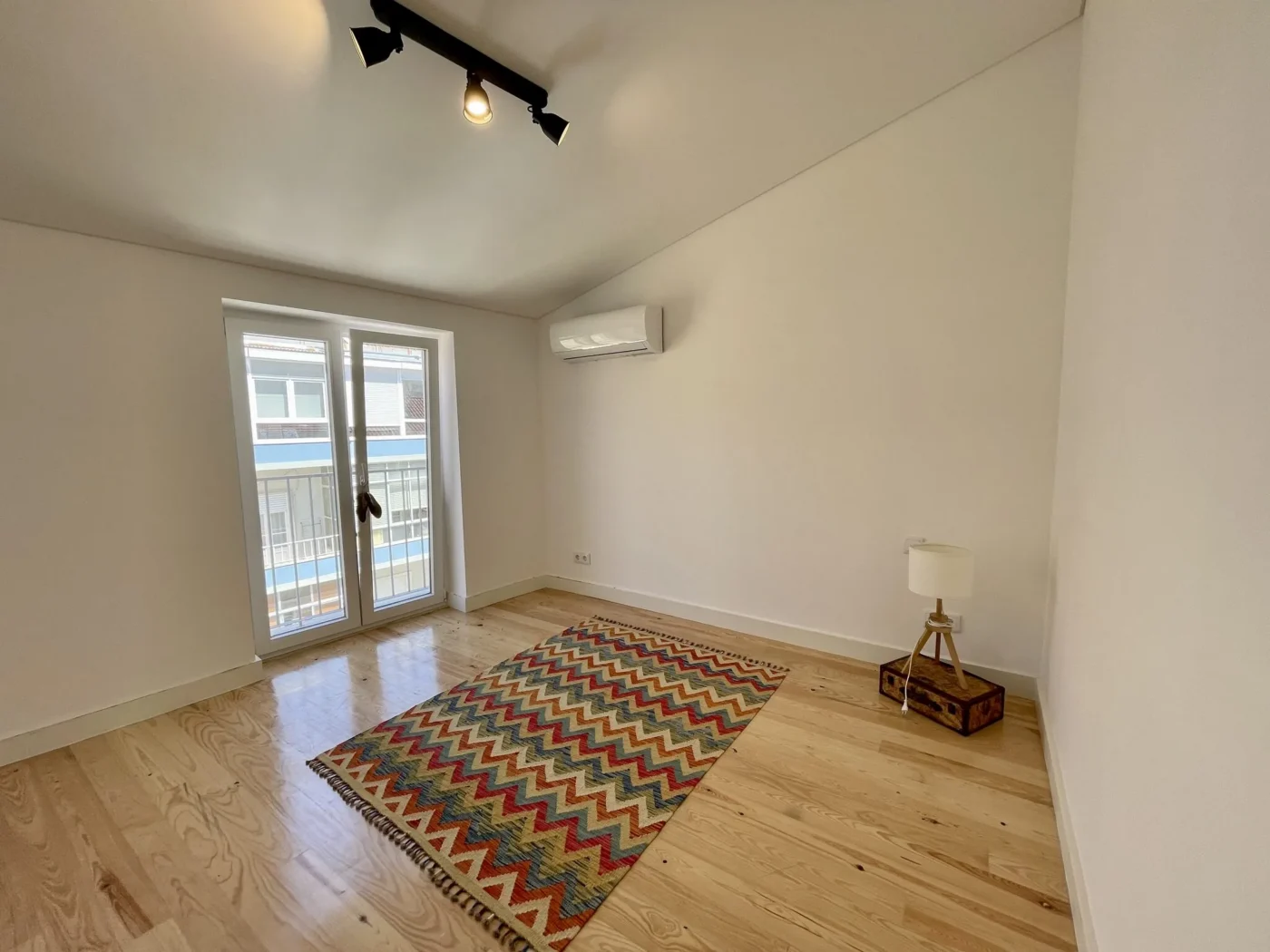 T2 Duplex totalmente renovado em Arroios — foto 40