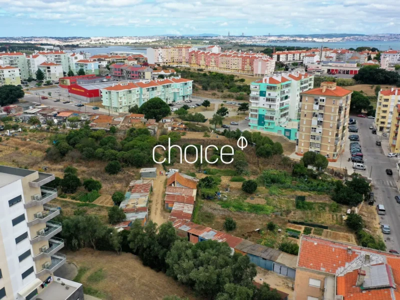 Terreno para Construção | Vale da Romeira | Seixal