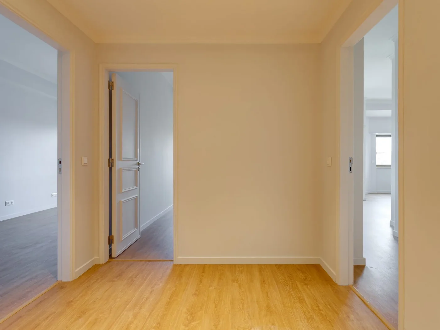 Apartamento T4 + Garagem | Av. Forças Armadas | Totalmente Renovado — foto 26