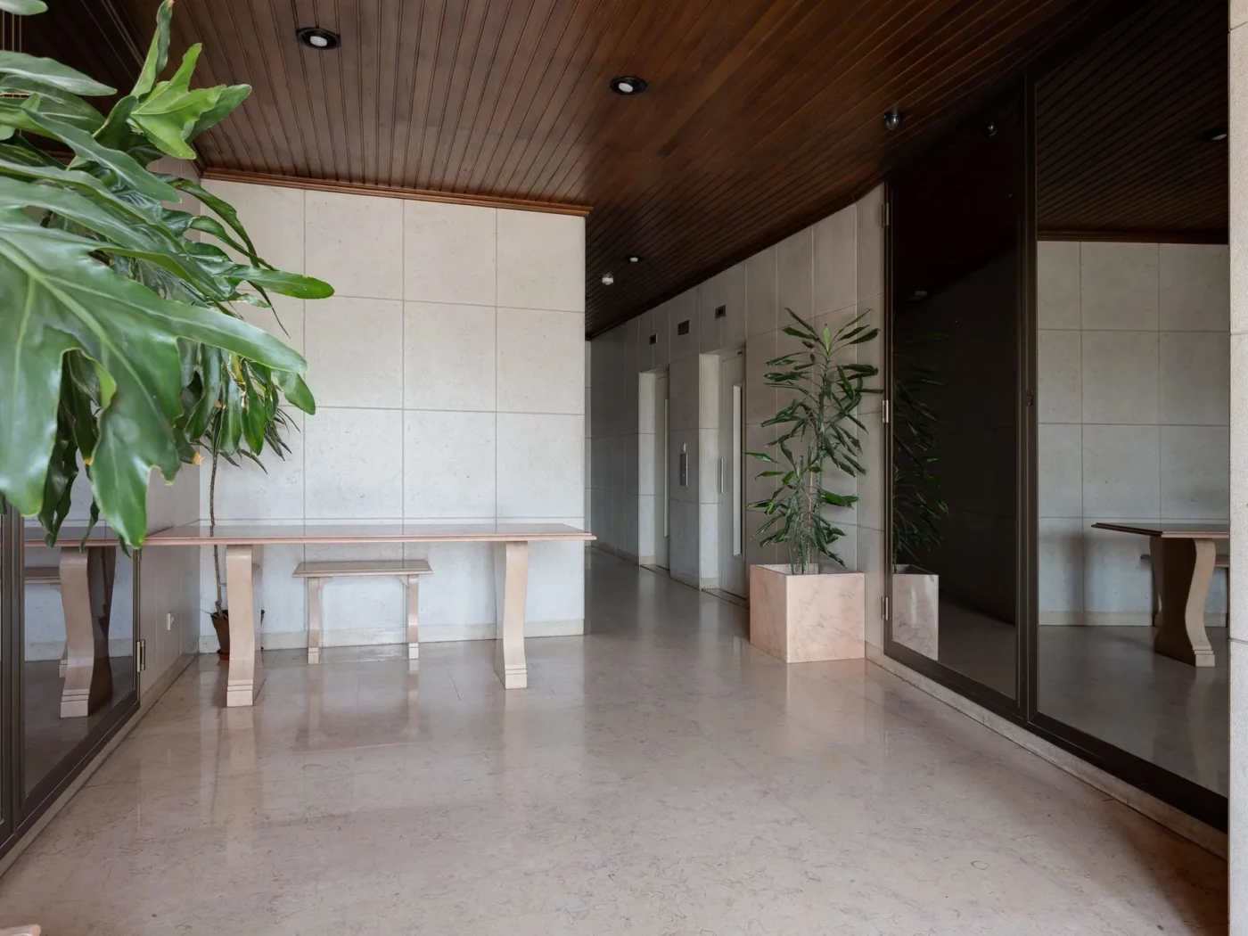 Apartamento T4 + Garagem | Av. Forças Armadas | Totalmente Renovado — foto 36