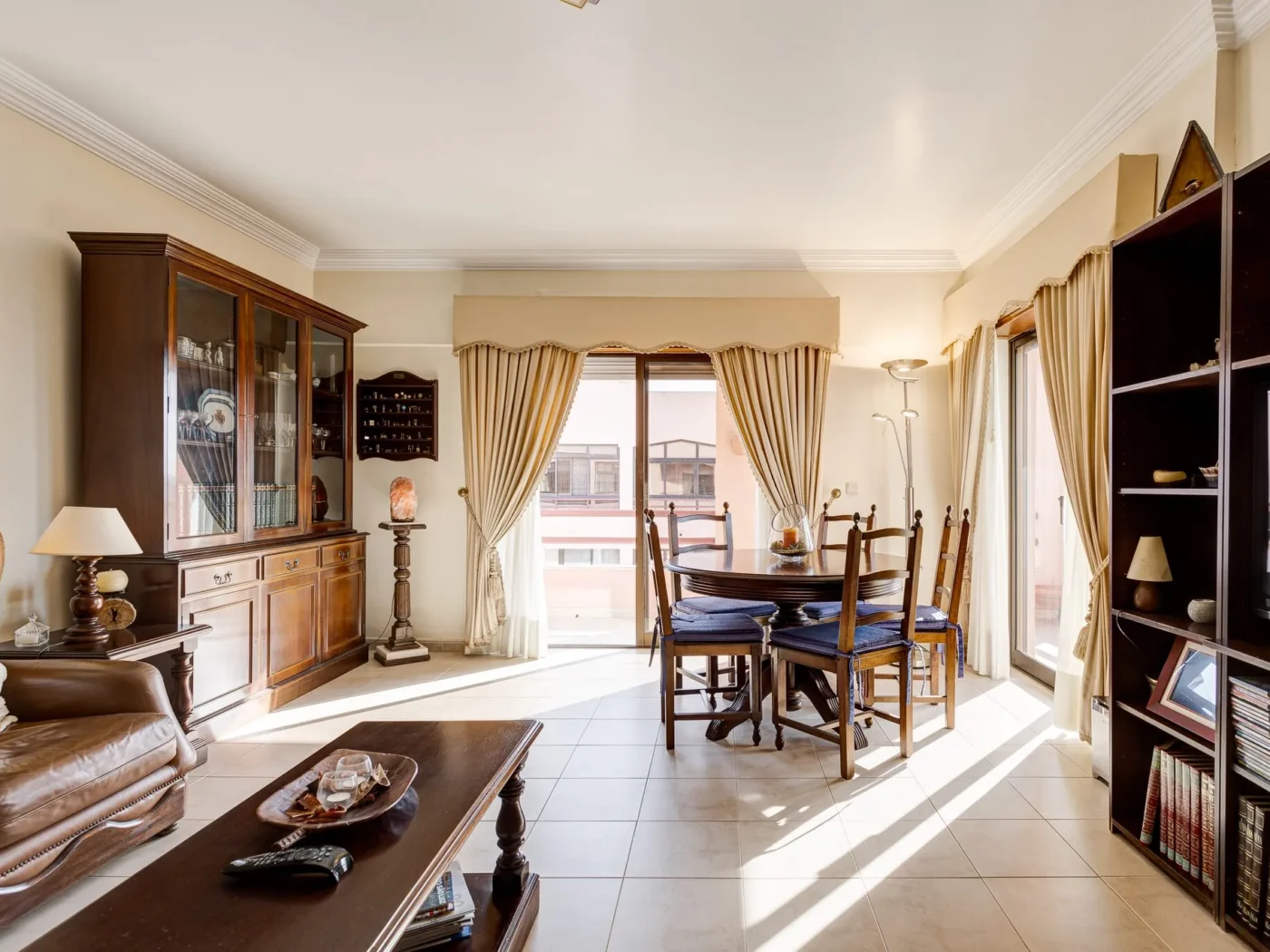 Apartamento T3 | Cascais | Bairro do Rosário | vista mar | varandas | elevador — foto 9