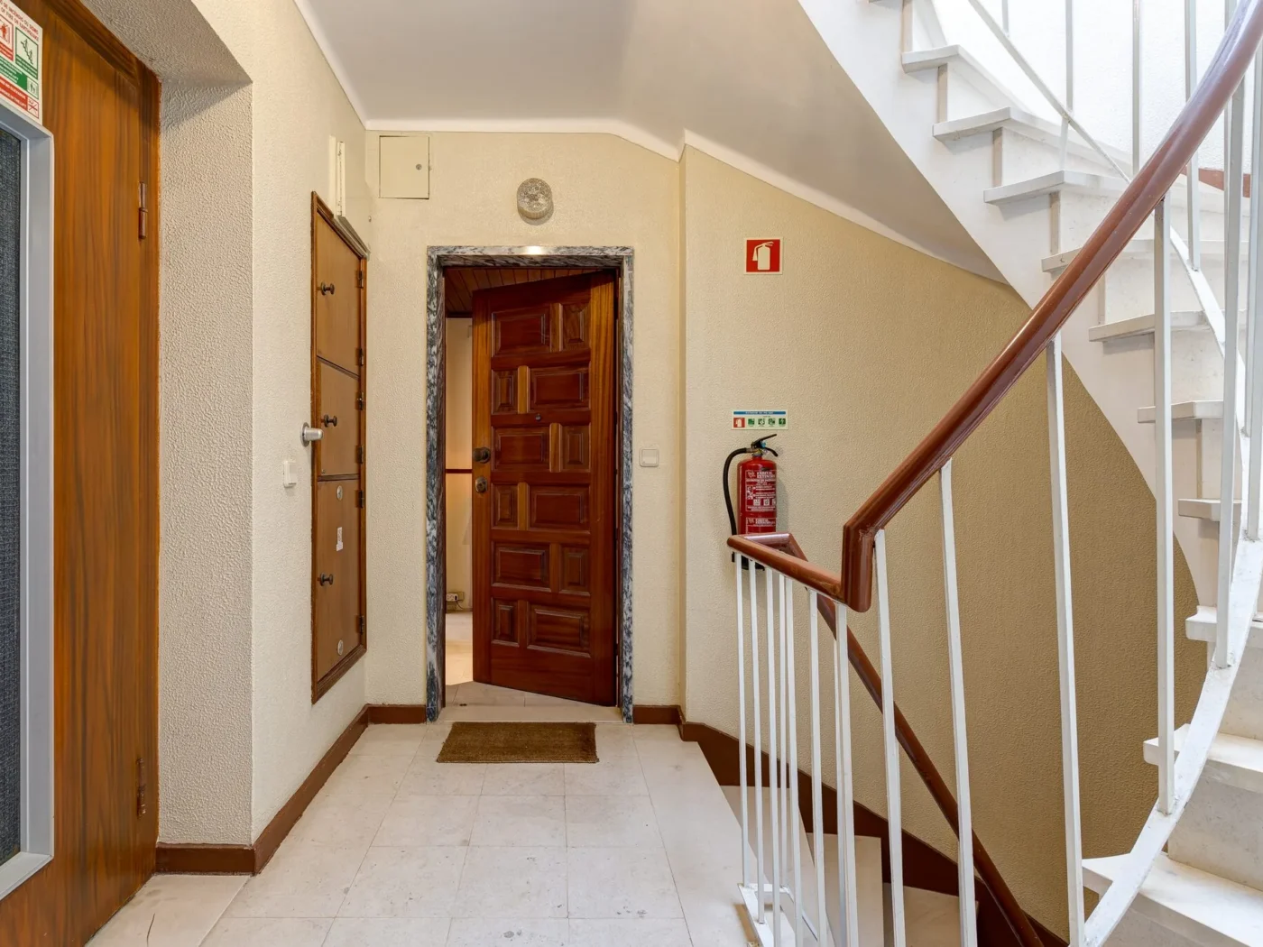 Apartamento T3 | Cascais | Bairro do Rosário | vista mar | varandas | elevador — foto 26