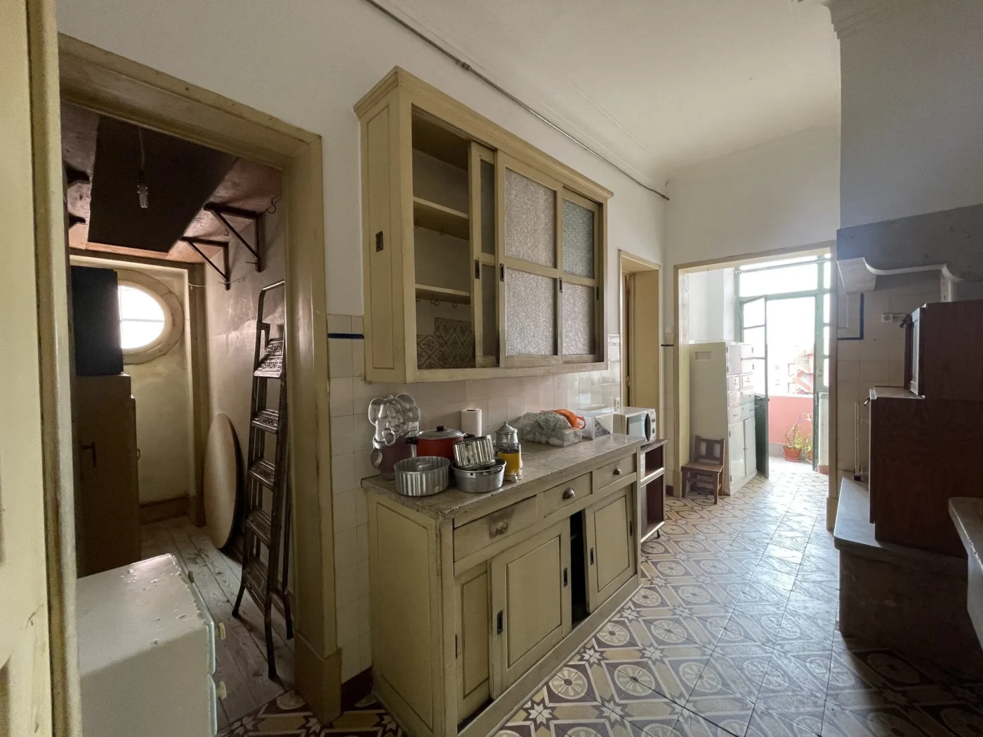 Apartamento T5 | Praça João do Rio | Para renovação | 160 m² | Muita luz — foto 42