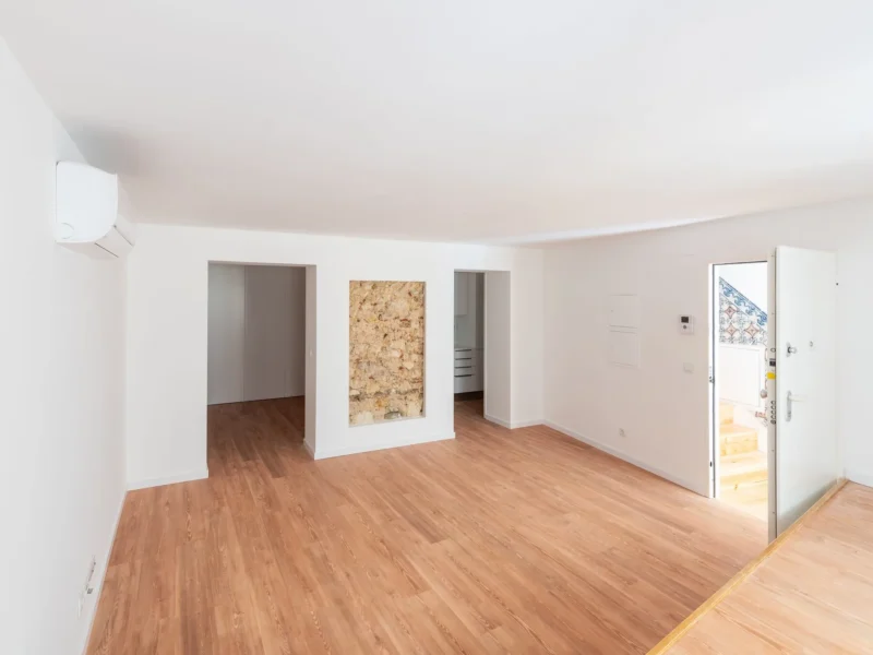 Apartamento T1 | Lisboa | Beco da Cruz | 1.º piso 1.º