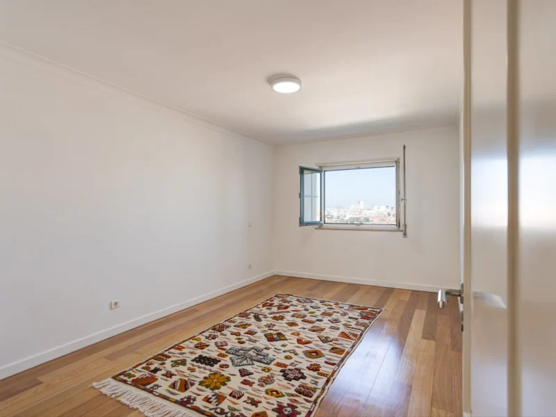 Apartamento T2 | Senhora do Monte, Graça | Vista total sobre Lisboa | Varandas | Garagem