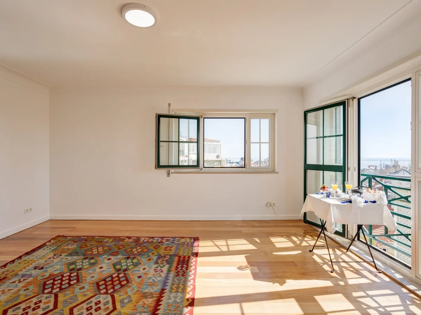 Apartamento T2 | Senhora do Monte, Graça | Vista total sobre Lisboa | Varandas | Garagem — foto 10