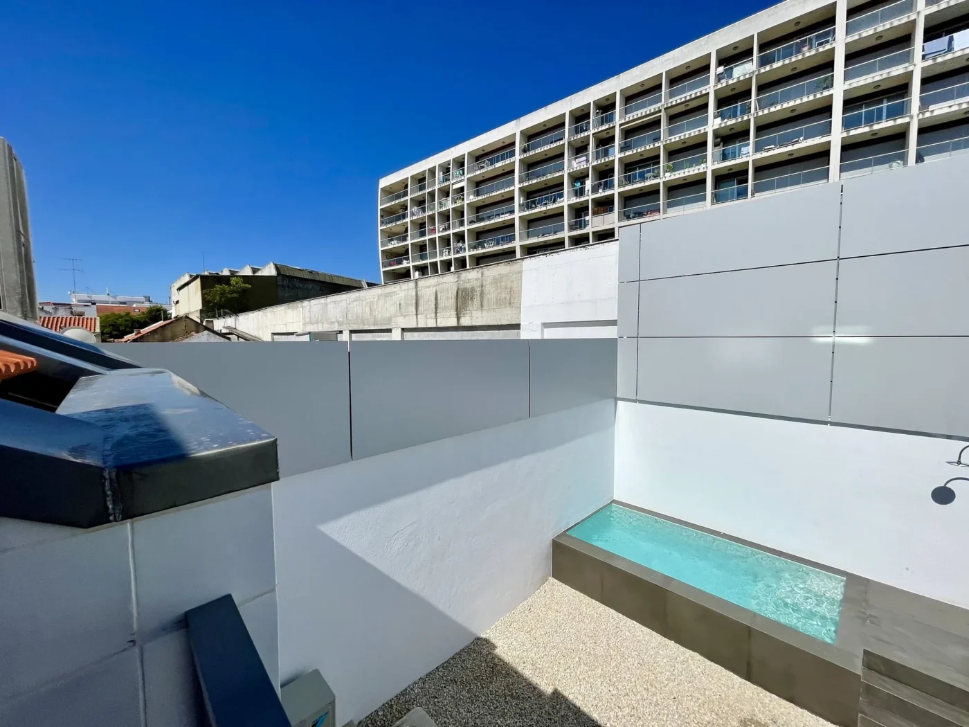 Fantástica moradia de tipologia T2, terraço, piscina e garagem | Parque das Nações — foto 38