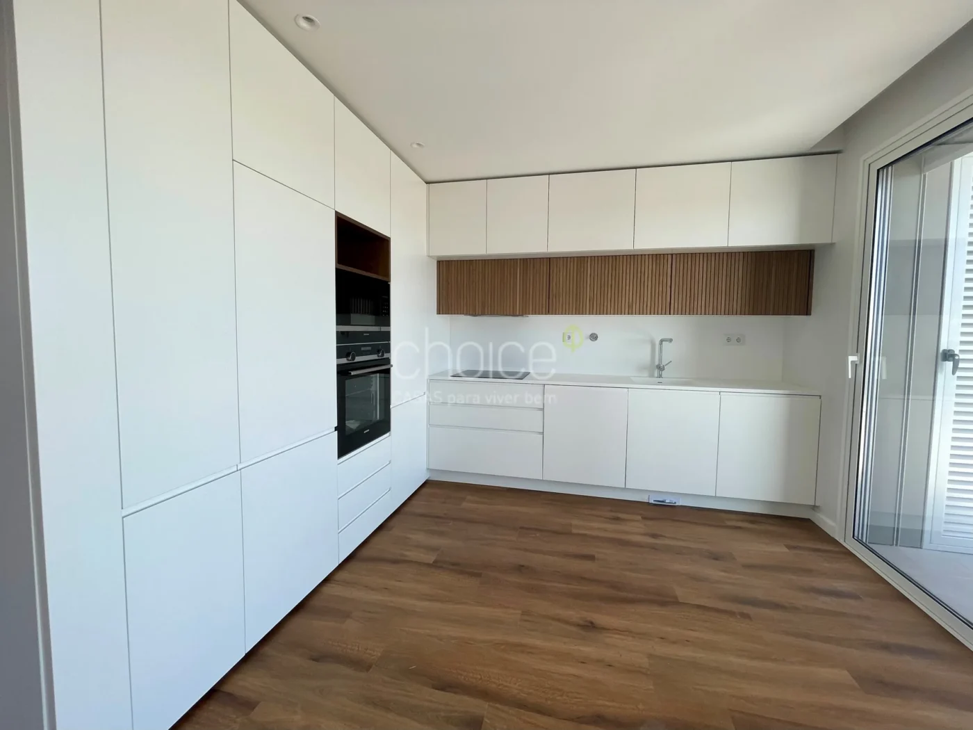 T2 com terraço virado para o rio + box — foto 16