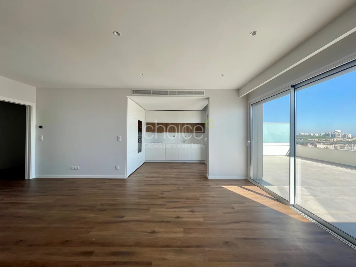 T2 com terraço virado para o rio + box — foto 4