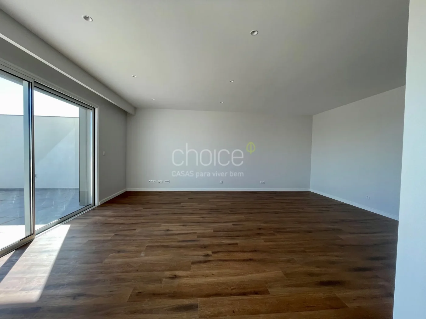 T2 com terraço virado para o rio + box — foto 18
