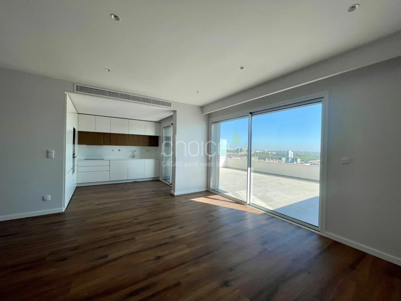 T2 com terraço virado para o rio + box — foto 7