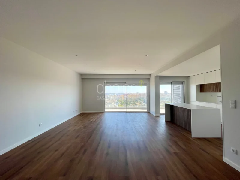 T3 com varandas amplas, vistas de rio, natureza e cidade + box 2 carros