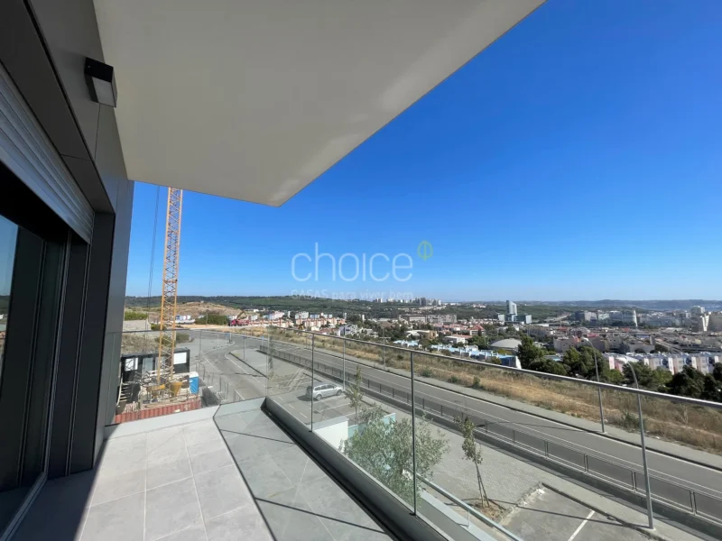 T3 com varandas amplas, vistas de rio, natureza e cidade + box 2 carros