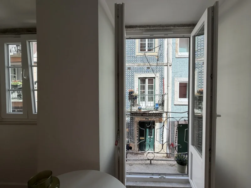Apartamento T2 Mouros 23