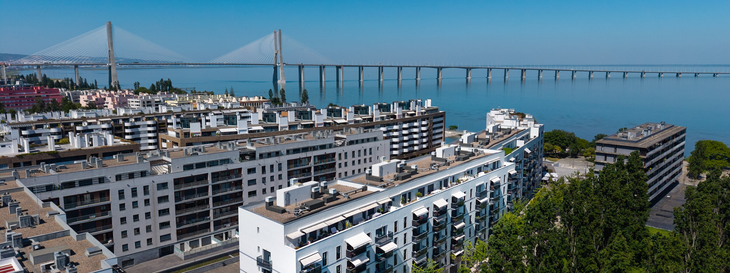Apartamento T2+1 de Excelência no Parque das Nações – Vista Rio