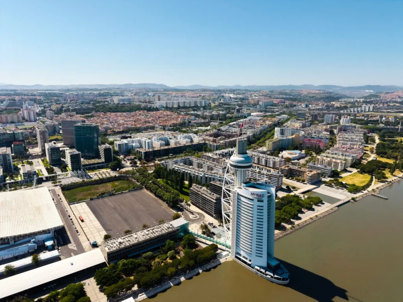 Apartamento T2+1 de Excelência no Parque das Nações – Vista Rio