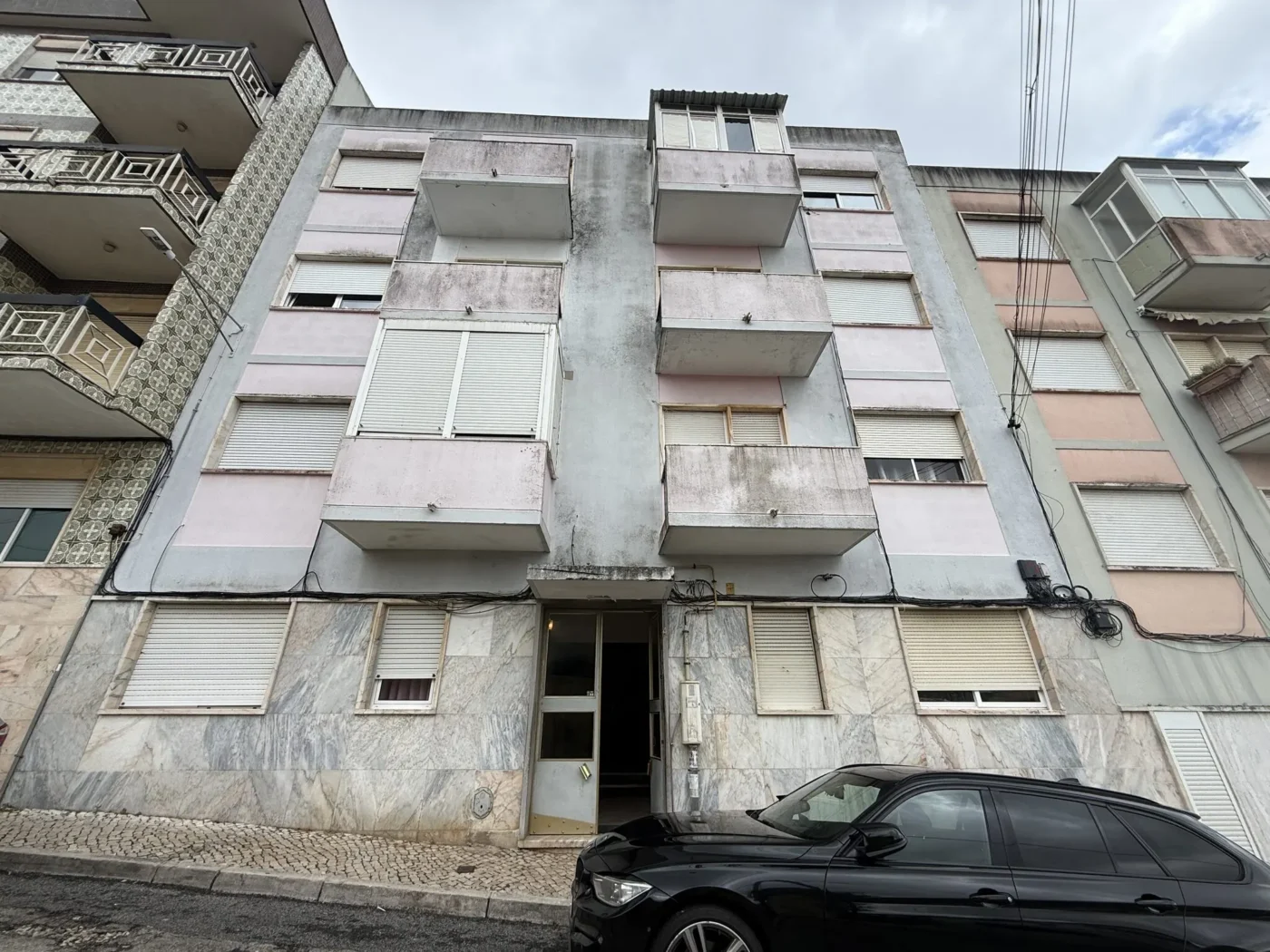 T2 Totalmente Remodelado com Varanda | Excelente Luz Natural | Agualva-Cacém — foto 46
